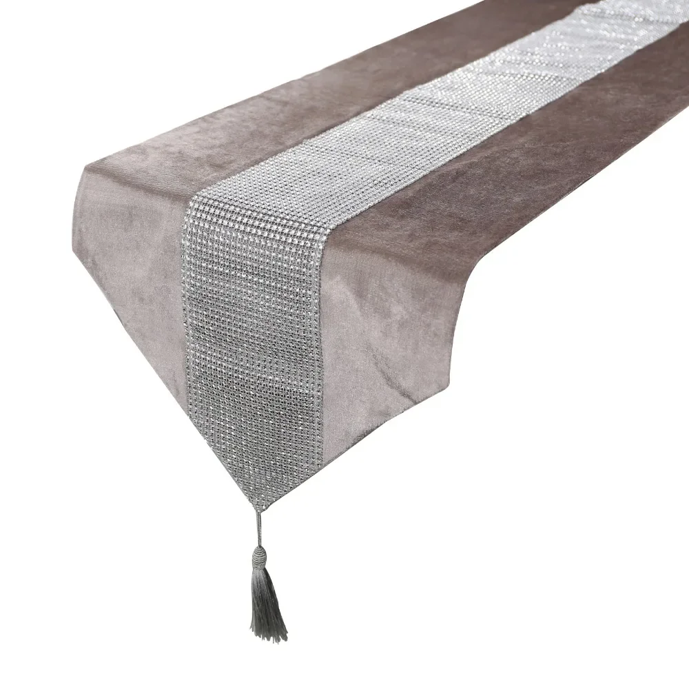 Modern tread pillowcase napkin for a wedding Christmas luxury gray flannel decoration tablecloth
Modern tread pillowcase napkin for a wedding Christmas luxury gray flannel decoration tablecloth
