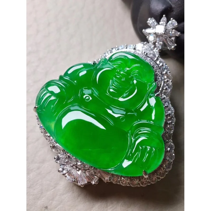 

Green Buddha Emerald Myanmar Natural Jade Pendant Hanging Ornament Guanyin