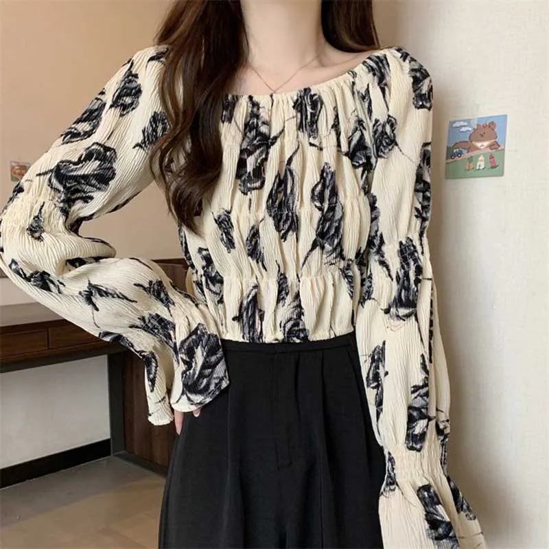 

Sweet Slash Neck Printed Spliced Folds Floral T-Shirt Female Clothing 2024 Spring New Loose Casual Tops Flare Sleeve Tee Shirt