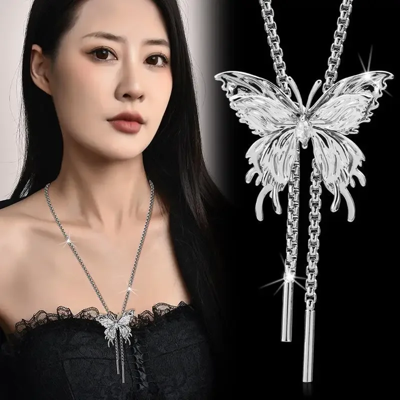 Punk Cool Metal Crystal Butterfly Long Chain Necklaces for Women Pull-out Adjustment 2024 New Jewelry Ornament
Punk Cool Metal Crystal Butterfly Long Chain Necklaces for Women Pull-out Adjustment 2024 New Jewelry Ornament