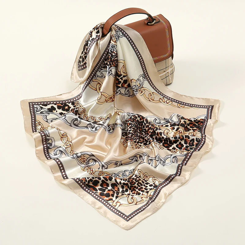 Роскошные квадратные шелковые шарфы 60*60 см модные ретро-шарфы винтажные атласные сумки шарфы маленькая повязка на голову с цветочным рисунком 2023
Роскошные квадратные шелковые шарфы 60*60 см модные ретро-шарфы винтажные атласные сумки шарфы маленькая повязка на голову с цветочным рисунком 2023