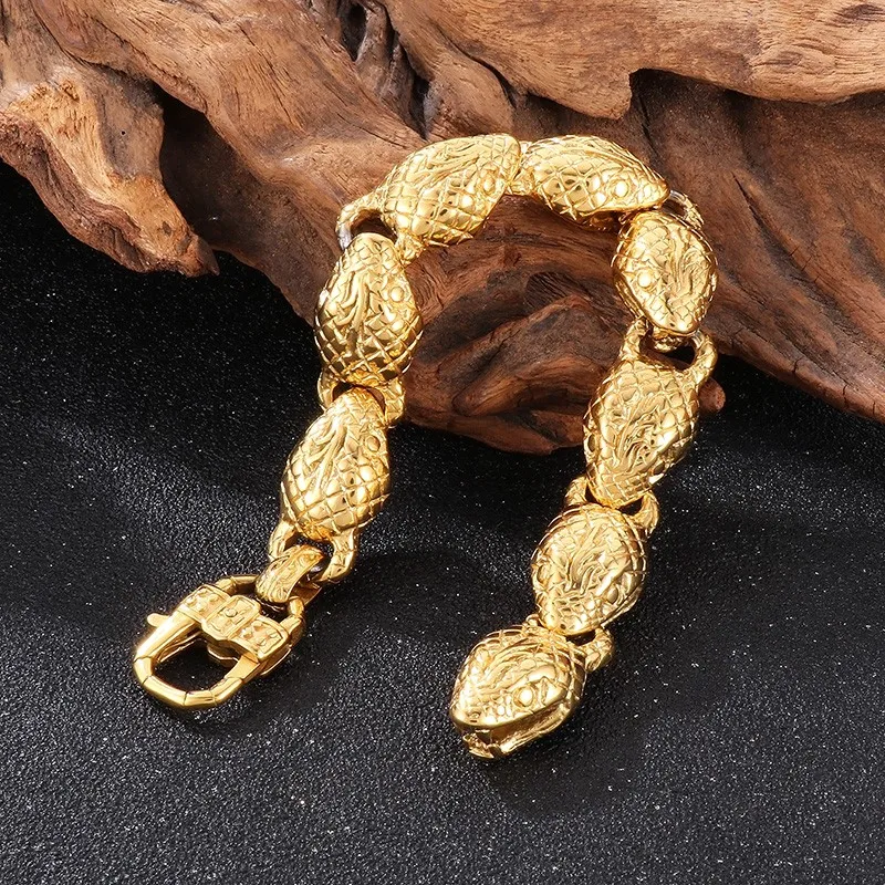 European and American Fashion Titanium Steel Hip-Hop Punk Style Snake Head Patchwork Snake Bracelet Hand Jewelry
European and American Fashion Titanium Steel Hip-Hop Punk Style Snake Head Patchwork Snake Bracelet Hand Jewelry