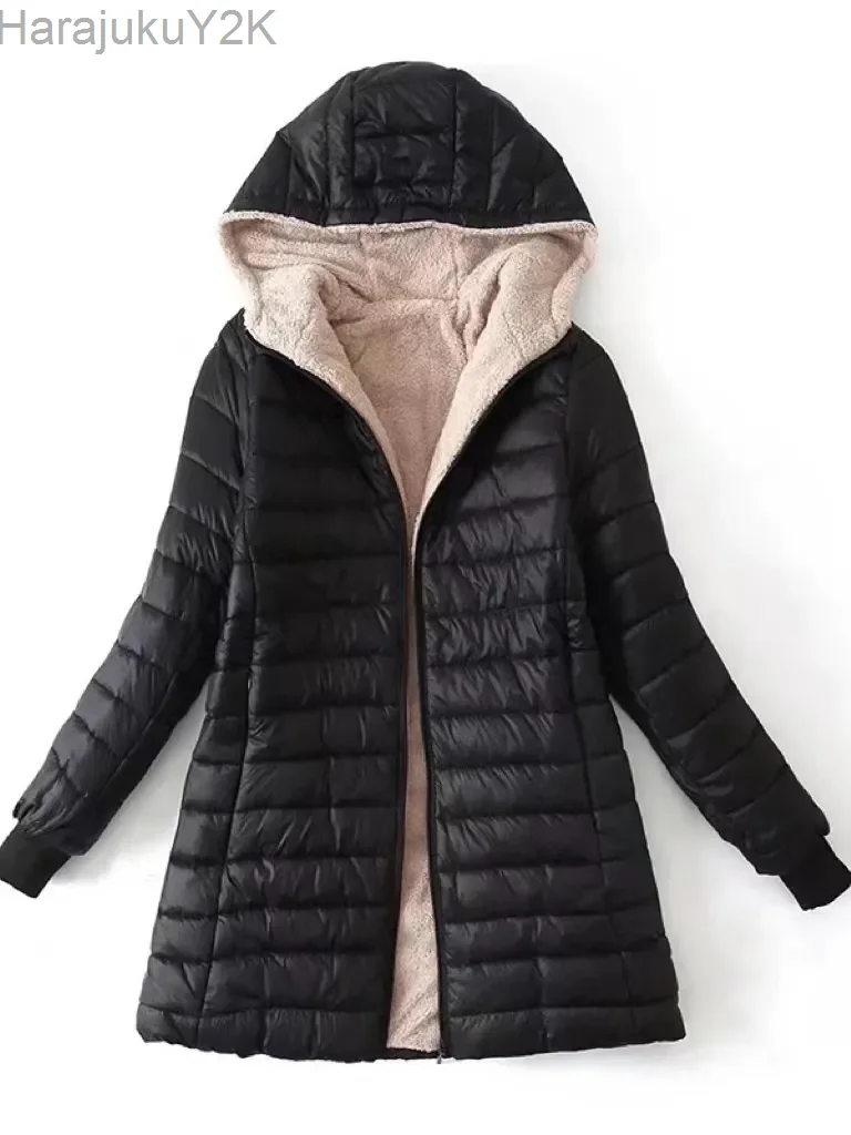 2024 Winter Mid-Length Hooded Cotton Jacket Women Autumn Lightweight Plush Lining Solid Ladies Parka Loose Female Zipper Outwear
2024 Winter Mid-Length Hooded Cotton Jacket Women Autumn Lightweight Plush Lining Solid Ladies Parka Loose Female Zipper Outwear