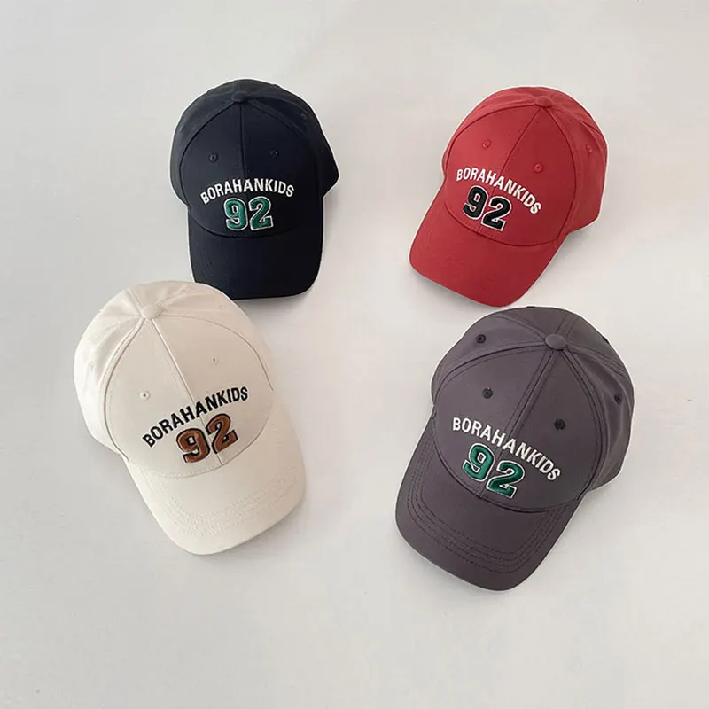 Spring Boys Baseball Cap Fashion Korean Version Girl Cap Letter 92 Number Sports Cap Baby Sun Visor Hat Outdoor Children's Hats
Spring Boys Baseball Cap Fashion Korean Version Girl Cap Letter 92 Number Sports Cap Baby Sun Visor Hat Outdoor Children's Hats