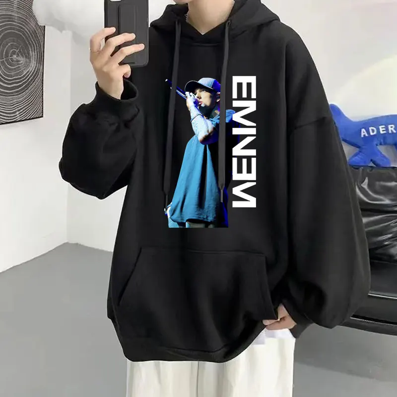 Худи Rapper Eminem Mic с принтом позы для мужчин и женщин, модная женская Свободная Повседневная флисовая толстовка с длинным рукавом, уличная одежда
Худи Rapper Eminem Mic с принтом позы для мужчин и женщин, модная женская Свободная Повседневная флисовая толстовка с длинным рукавом, уличная одежда