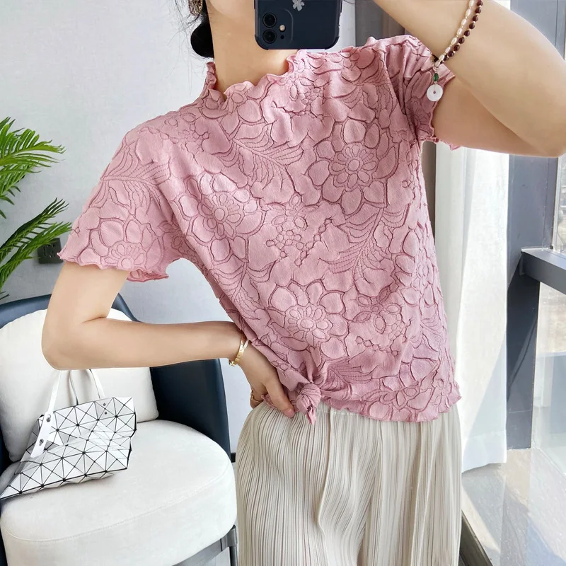 Classic heavy industry embroidery Miyake pleated short-sleeved t-shirt loose top solid color embroidered women's clothing
Classic heavy industry embroidery Miyake pleated short-sleeved t-shirt loose top solid color embroidered women's clothing