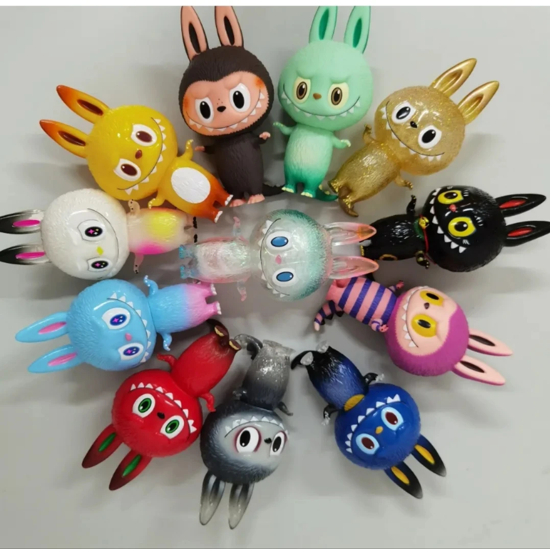Toys Model Confirm Style Cute Anime Figure Gift Surprise Box Original 4th THE LITTLE MONSTERS Series Blind Box
Toys Model Confirm Style Cute Anime Figure Gift Surprise Box Original 4th THE LITTLE MONSTERS Series Blind Box