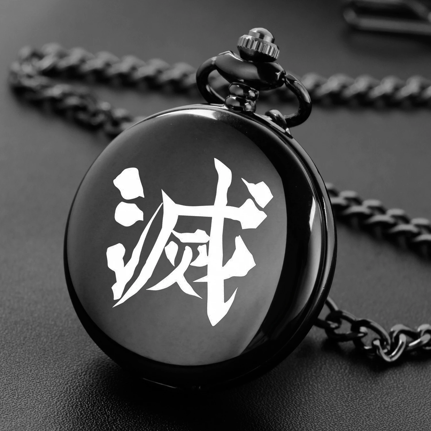

Fashion Anime Laser Demon Slayer Smooth Steel Quartz Pocket Watch for Women Men Fob Chain Roman Number Dial Pendant Watch Gifts