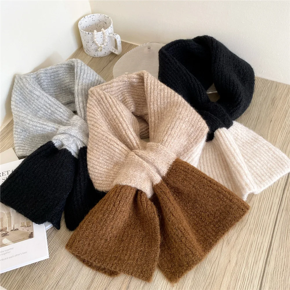 

Women's Two-color Cross Scarf Muffler Long Autumn Winter Knitted Warm Shawl Decoration Student Fashion Couple Neckerchief Muffle