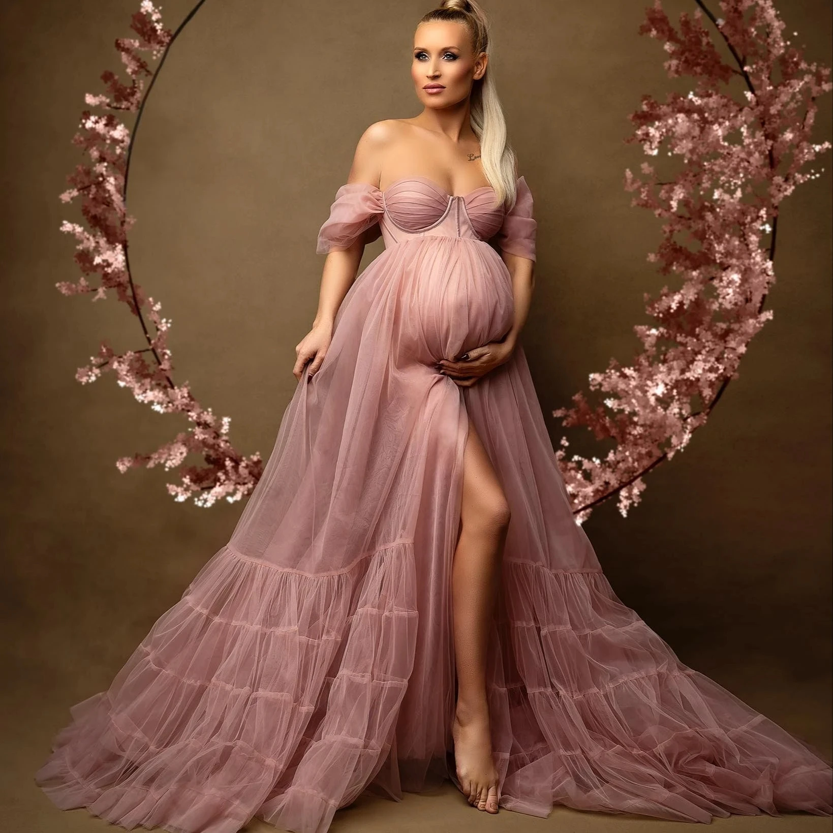 Puffy Pregnant Women Photo Shoot Robes Tiered Tulle Maternity Robe Women Dress Baby Shower Gowns Photography Custom Made
Puffy Pregnant Women Photo Shoot Robes Tiered Tulle Maternity Robe Women Dress Baby Shower Gowns Photography Custom Made
