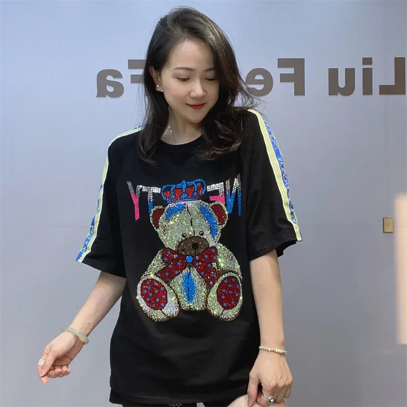 Hot Drilling Half Sleeve Knitted Tops Women 2024 Summer New Cartoon Bear Diamonds High Elastic Casual Round Neck T-shirts Female
Hot Drilling Half Sleeve Knitted Tops Women 2024 Summer New Cartoon Bear Diamonds High Elastic Casual Round Neck T-shirts Female