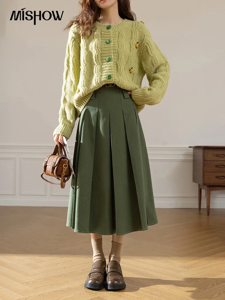 MISHOW Vintage Pleated Midi Skirt for Women 2022 Autumn Winter Korean Fashion High Waist A-line Skirts Female Clothes MXB46B0523
MISHOW Vintage Pleated Midi Skirt for Women 2022 Autumn Winter Korean Fashion High Waist A-line Skirts Female Clothes MXB46B0523