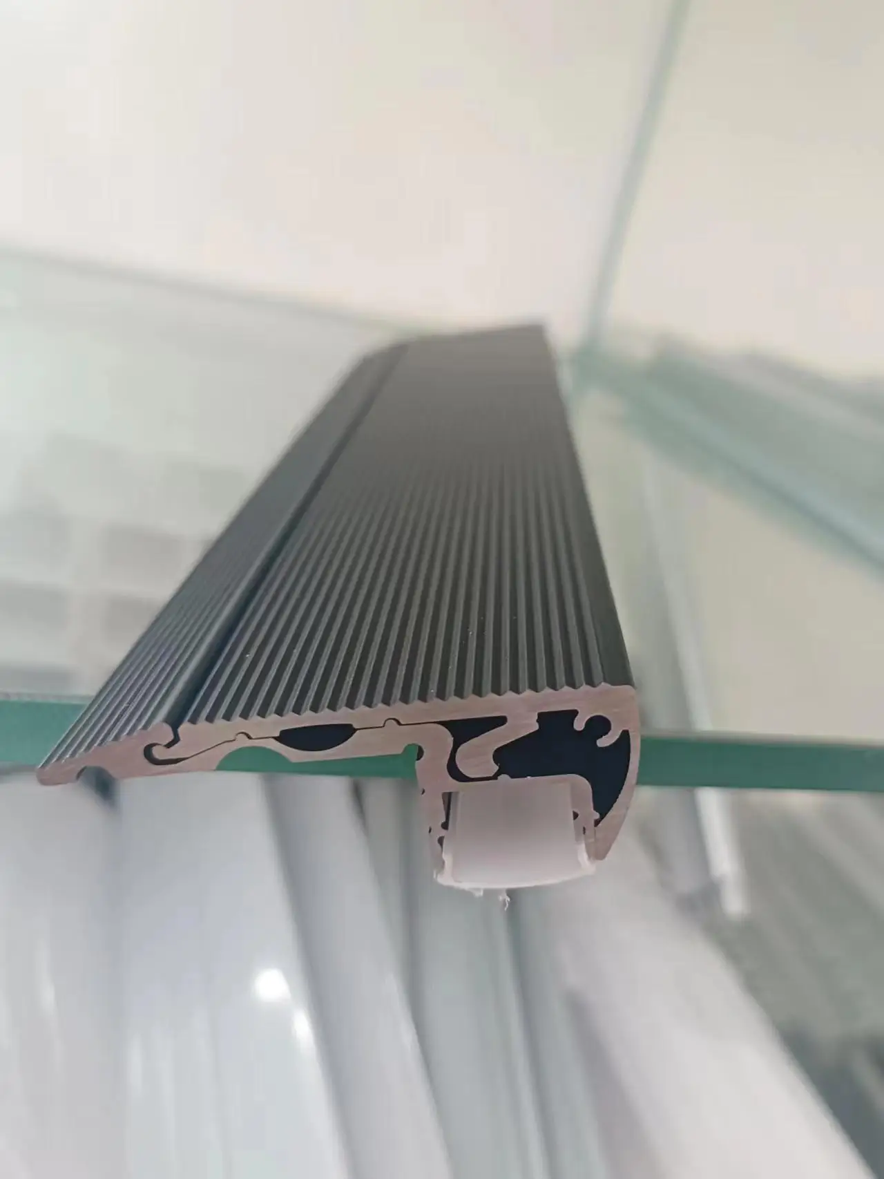 1M/PCS Led strip Aluminum channel flush strip Stair mounted LED Alu Profile,cinema step light led channel Stair Nosing LED
1M/PCS Led strip Aluminum channel flush strip Stair mounted LED Alu Profile,cinema step light led channel Stair Nosing LED