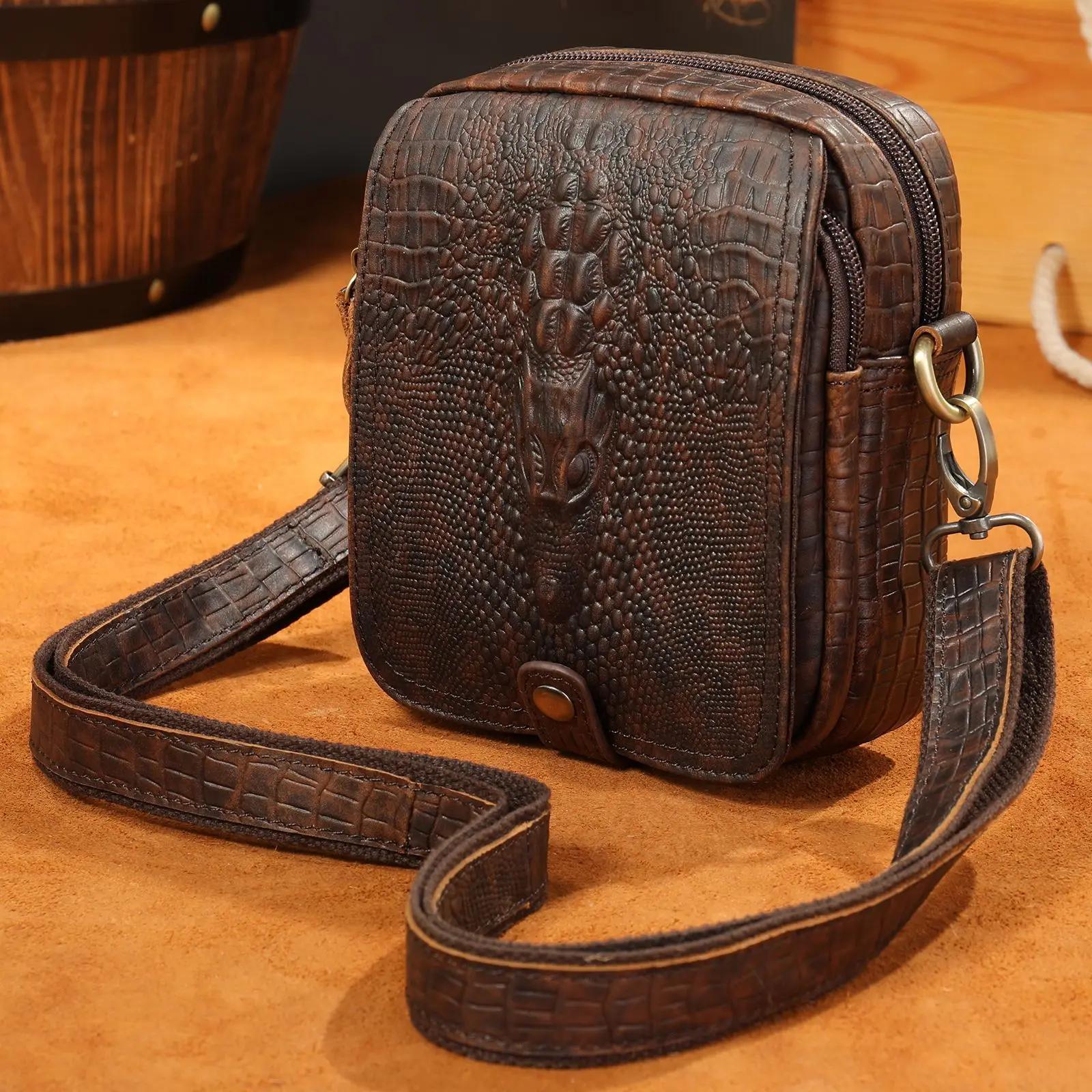 Men's Small Business Vintage Genuine Leather Bags New Top Layer Cowhide Sports Diagonal Alligator Crocodile Retro Shoulder Bag
Men's Small Business Vintage Genuine Leather Bags New Top Layer Cowhide Sports Diagonal Alligator Crocodile Retro Shoulder Bag