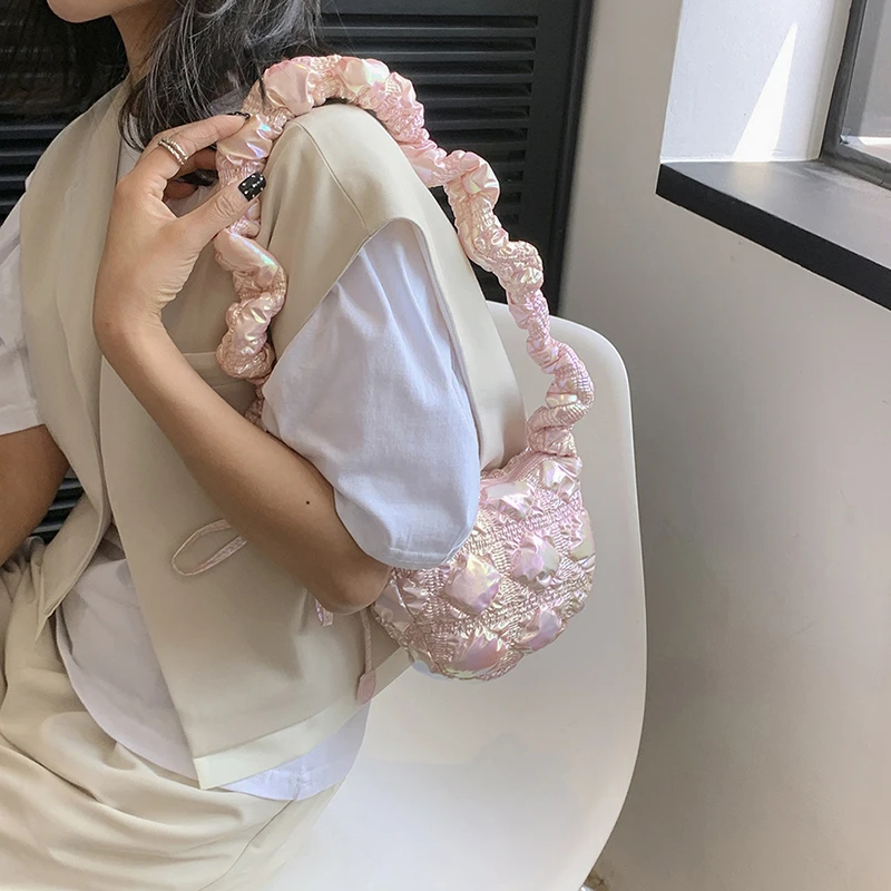 2023Fashion Women Shoulder Bags Silver Pink High Quality Durable Fabric Female Shoulder Bag Prettry Style Girls Lovely Mini Bag
2023Fashion Women Shoulder Bags Silver Pink High Quality Durable Fabric Female Shoulder Bag Prettry Style Girls Lovely Mini Bag