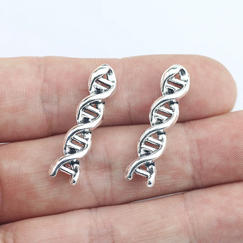 20 Pieces 7*28mm Antique Silver Color Special Gene Charms Necklace Bracelet Pendant Charms For Jewelry Making Earrings Findings
20 Pieces 7*28mm Antique Silver Color Special Gene Charms Necklace Bracelet Pendant Charms For Jewelry Making Earrings Findings