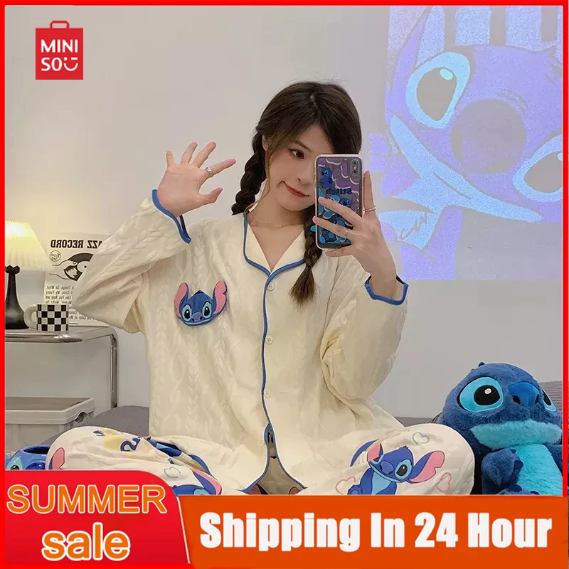 Летняя Пижама Miniso Stitch с длинными рукавами, милый кардиган, удобная повседневная свободная Пижама, Женская домашняя одежда
Летняя Пижама Miniso Stitch с длинными рукавами, милый кардиган, удобная повседневная свободная Пижама, Женская домашняя одежда