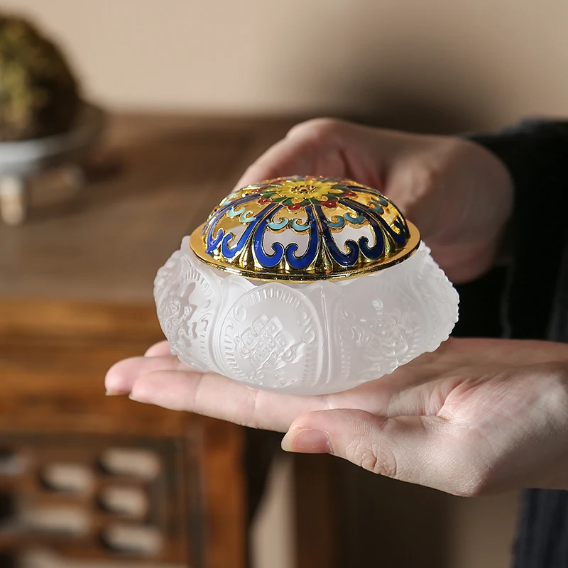 Crystal glaze Zen incense burner eight auspicious patterns plate incense burner indoor incense channel decoration
Crystal glaze Zen incense burner eight auspicious patterns plate incense burner indoor incense channel decoration