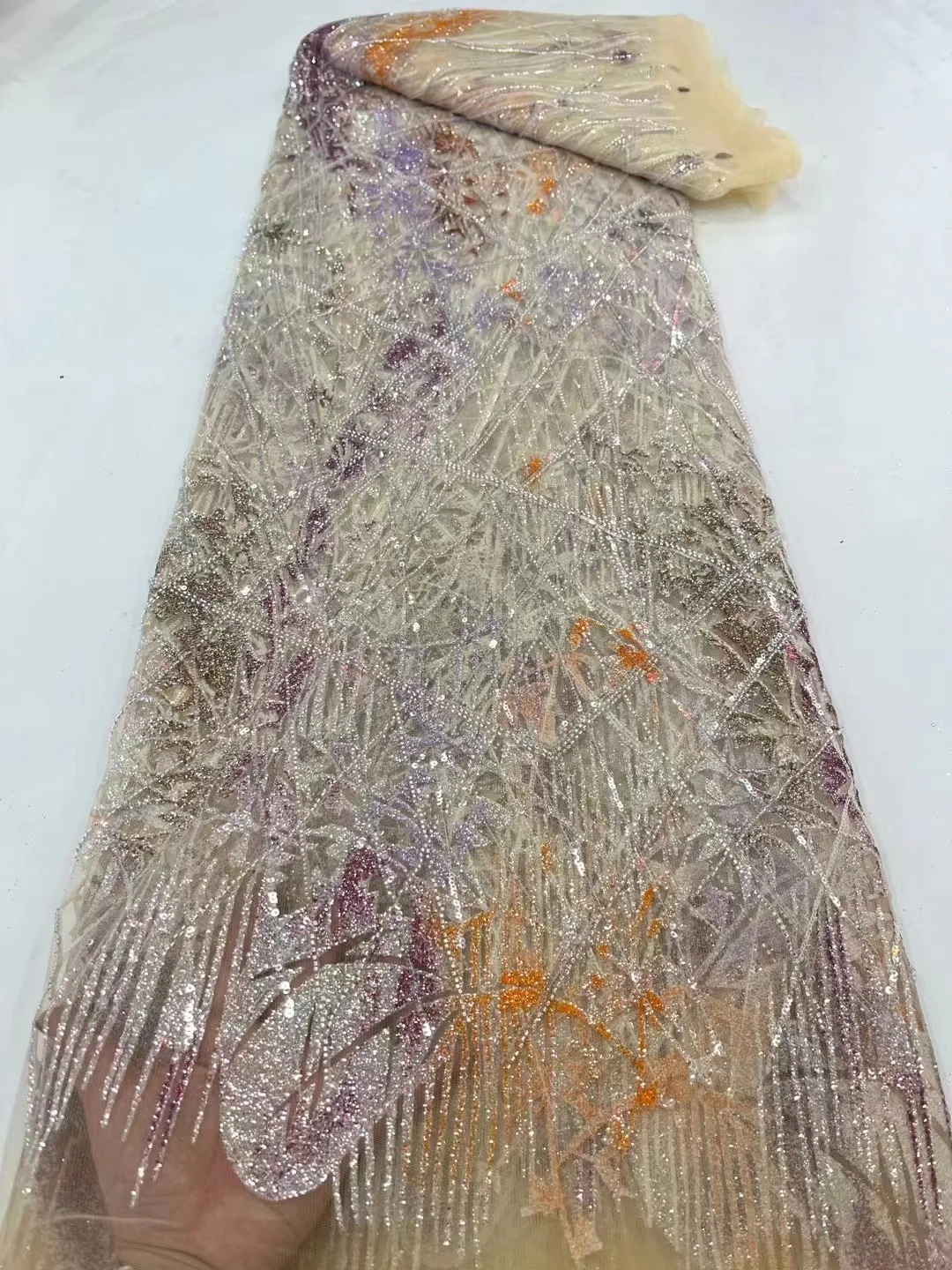 Heavy Beads Embroidered Tulle for Dress African Dubai Beaded Lace Fabric with Sequins Lace Wedding Party Sewing Fabric
Heavy Beads Embroidered Tulle for Dress African Dubai Beaded Lace Fabric with Sequins Lace Wedding Party Sewing Fabric