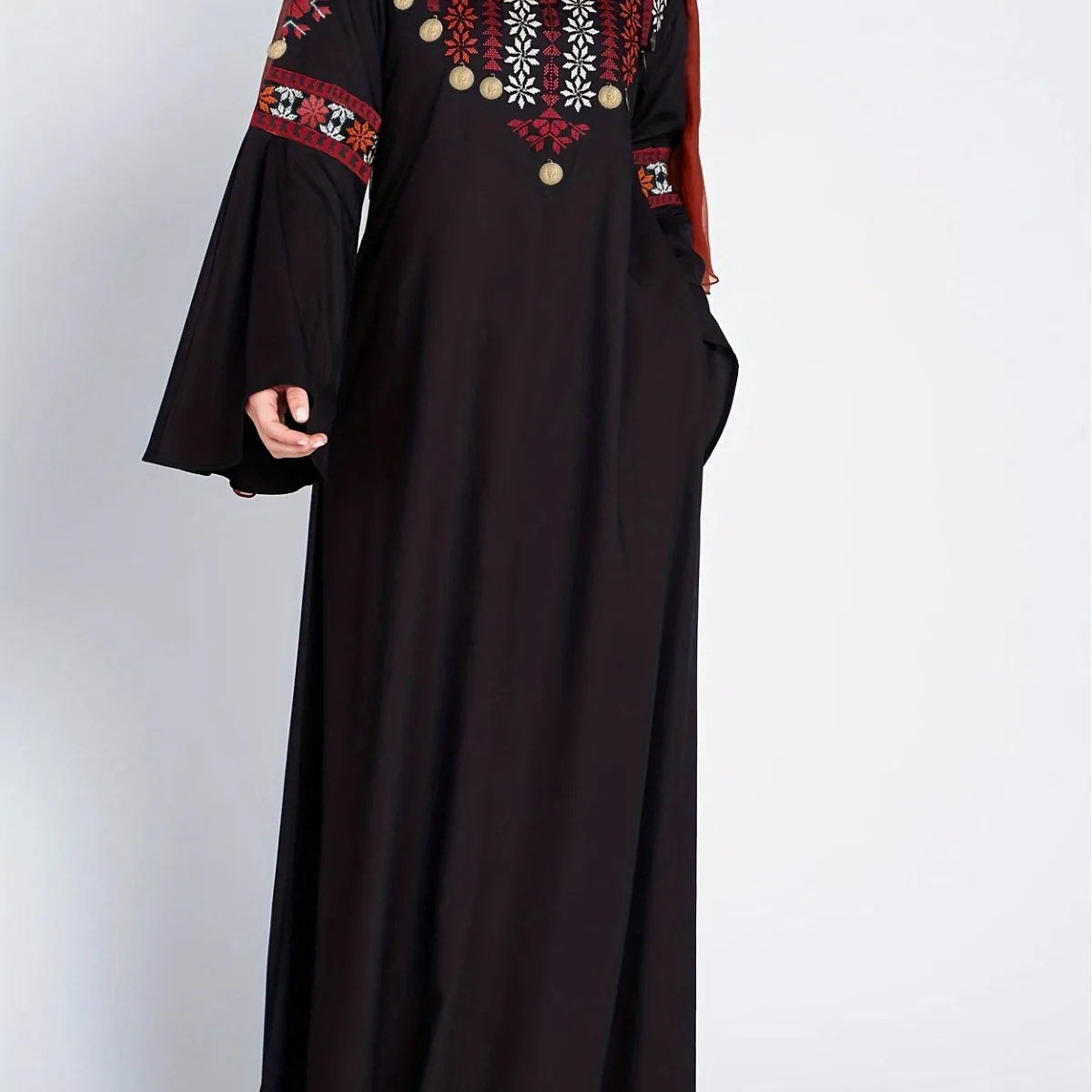 

[CG061] Ethnic Style Embroiled Elephant Muslim Women's Robe
