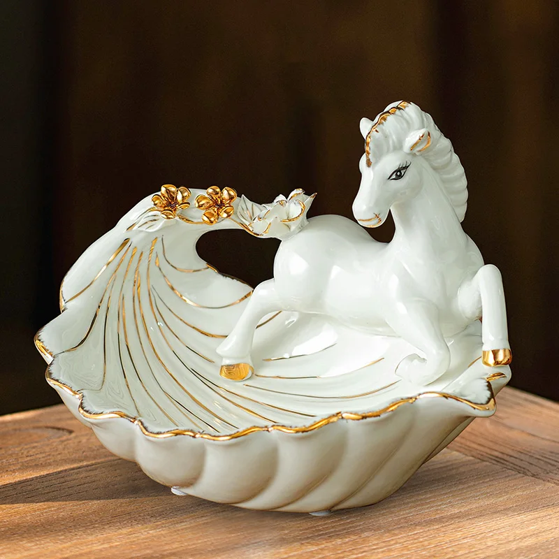 European Horse Fruit Tray Ceramic Living Room Decoration Kitchen Fruit And Vegetable Placement Receiving Creative Birthday Gift 
European Horse Fruit Tray Ceramic Living Room Decoration Kitchen Fruit And Vegetable Placement Receiving Creative Birthday Gift