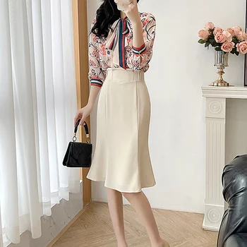 MoaaYina: O Vestido Vintage Perfeito para o Outono 10 Women's Sets Spring High Quality Fashion Party Print Shirt Top Vintage Beige Slim Mermaid Half Skirt Chic Sexy Two Piece Set