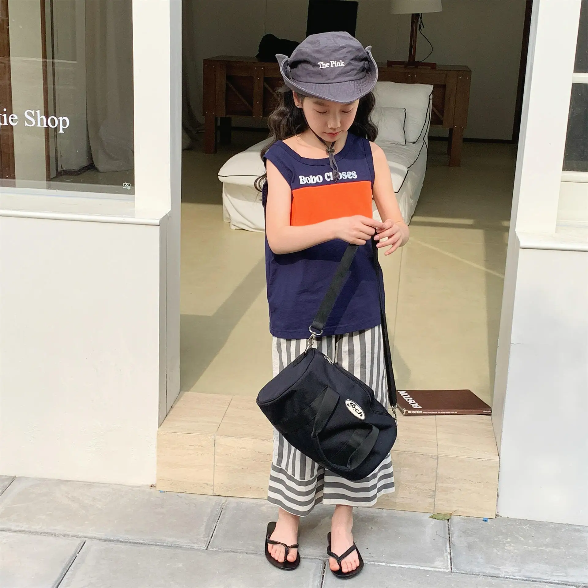 2025 Summer New Girls Sleeveless Vest Letter Print Boys T Shirts Cotton Children Casual Tops Loose Kids Tee Infant Clothes 10 Sd3ce29744ec040f19f1896b381848a85c