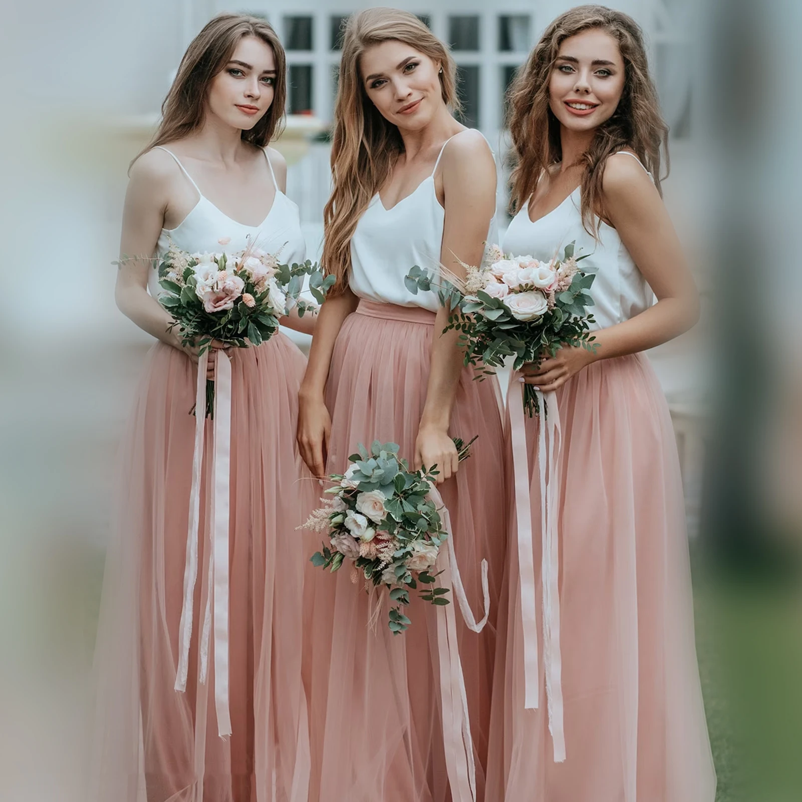 Illusion Tulle A-Line Bridesmaid Dresses Sleeveless Spaghetti Straps Maid Of Honor Dress 2 In 1 Floor-Length Mujer Invitada Chic
Illusion Tulle A-Line Bridesmaid Dresses Sleeveless Spaghetti Straps Maid Of Honor Dress 2 In 1 Floor-Length Mujer Invitada Chic