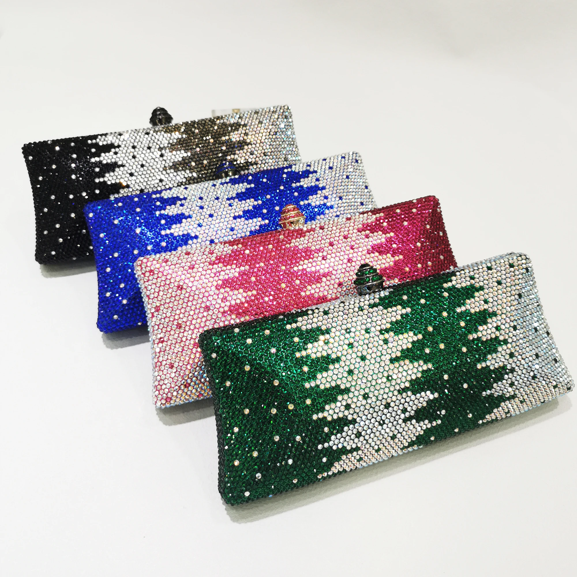 Женская вечерняя сумка на длинной цепочке с кристаллами, ранние клатчи для выпускного вечера, Женский Свадебный Кошелек с бриллиантами, сумки на плечо, женские кошельки
Женская вечерняя сумка на длинной цепочке с кристаллами, ранние клатчи для выпускного вечера, Женский Свадебный Кошелек с бриллиантами, сумки на плечо, женские кошельки