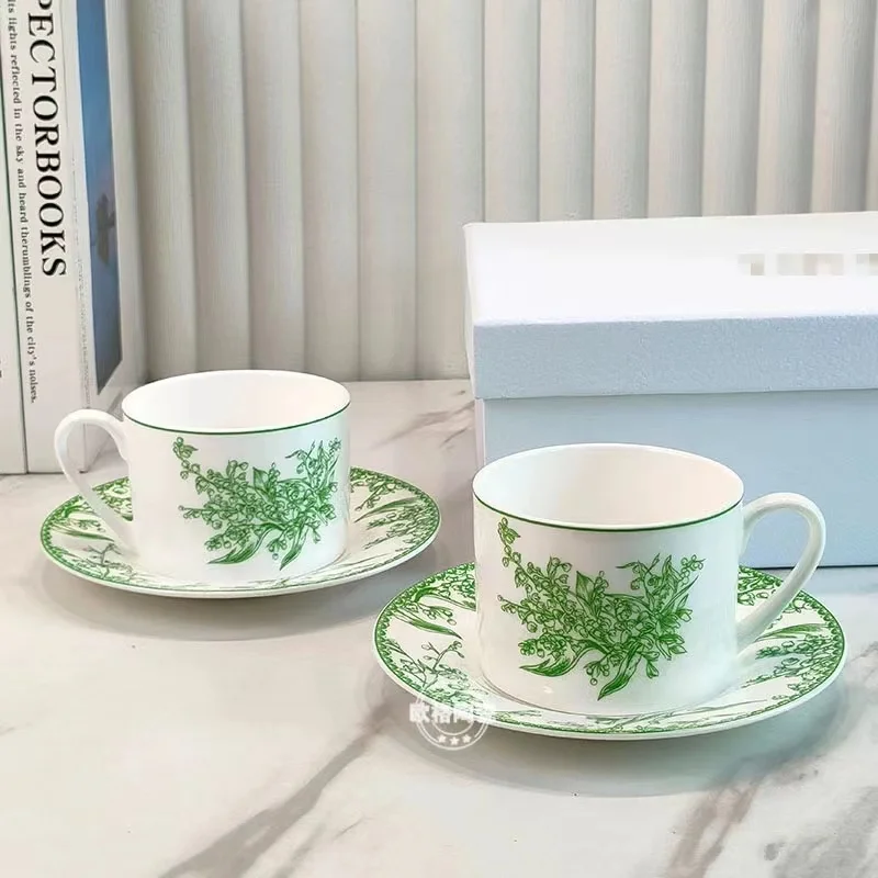 Ins High-value Bowl High-value Household Western Dishes Tableware Plate Dinner Plates
Ins High-value Bowl High-value Household Western Dishes Tableware Plate Dinner Plates