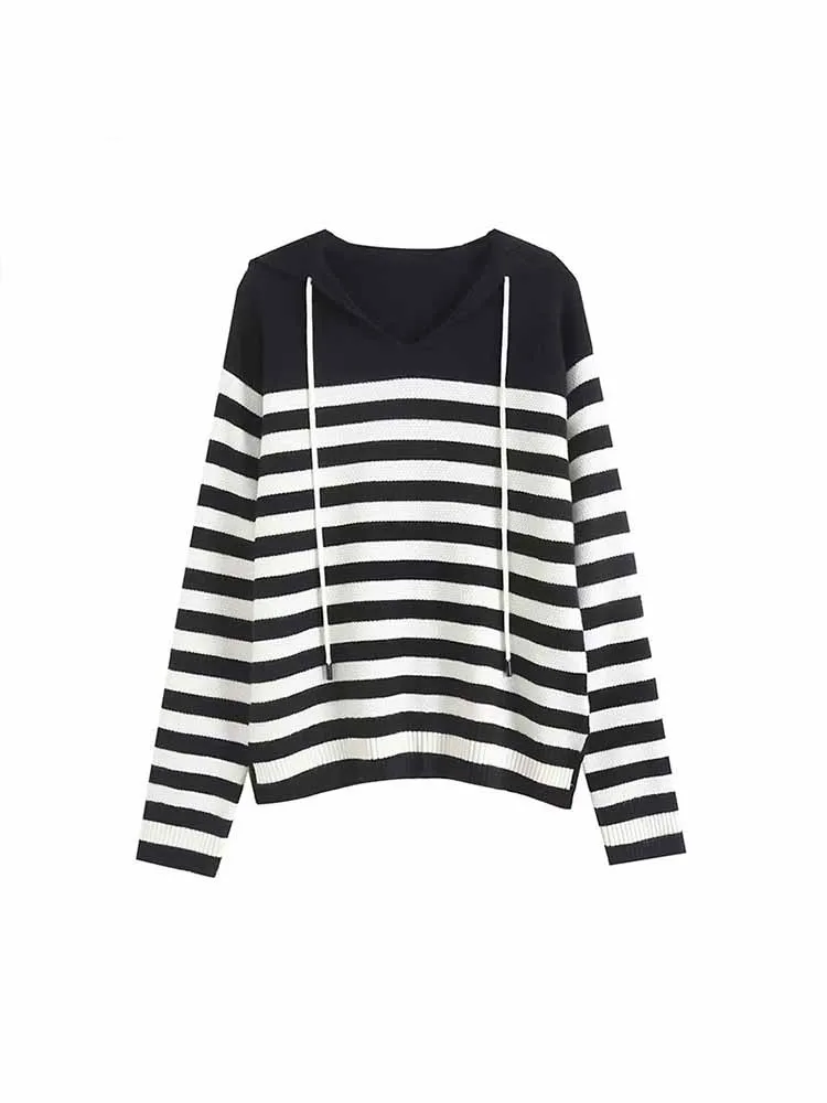 Women Autumn New Fashion Drawstring decoration Navy Neck Casual striped Knitted Sweater Long Sleeve Female Pullovers Chic Tops
Women Autumn New Fashion Drawstring decoration Navy Neck Casual striped Knitted Sweater Long Sleeve Female Pullovers Chic Tops