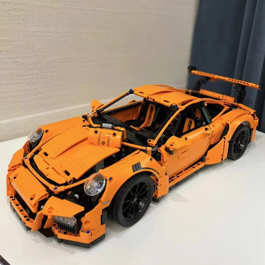 Compatible 42056 MOC Bricks 911 GT3 RS Technicial Car Toys Boys Christmas Gift Kids Constructor Model Building Blocks for Adults
Compatible 42056 MOC Bricks 911 GT3 RS Technicial Car Toys Boys Christmas Gift Kids Constructor Model Building Blocks for Adults