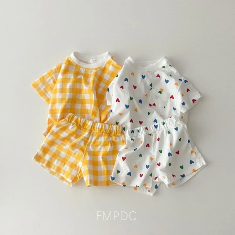 INS Infant Toddler Girl Clothes Baby Boys Quality Cotton Casual T Shirts + Shorts 2 Pcs Sets Kids Love Plaid T-shirts Costume
INS Infant Toddler Girl Clothes Baby Boys Quality Cotton Casual T Shirts + Shorts 2 Pcs Sets Kids Love Plaid T-shirts Costume