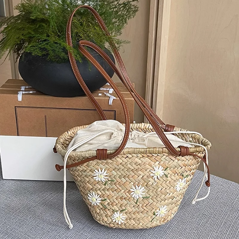 Casual Wicker Basket Bag - Designer Handmade Rattan Tote Crossbody 8 Sd3f16427f3d14b04925b057b2a5316f1N