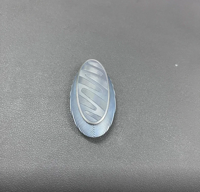 Невозвратная или обменная игрушка-слайдер для снятия давления EDC Dz T Titanium blue machinery
Невозвратная или обменная игрушка-слайдер для снятия давления EDC Dz T Titanium blue machinery