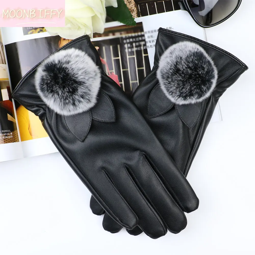 2023 Women Cute Gloves PU Leather Elegant Soft Touch Screen Swarm Outdoor Basic Gloves Real Rabbit Fur Mittens Luvas
2023 Women Cute Gloves PU Leather Elegant Soft Touch Screen Swarm Outdoor Basic Gloves Real Rabbit Fur Mittens Luvas