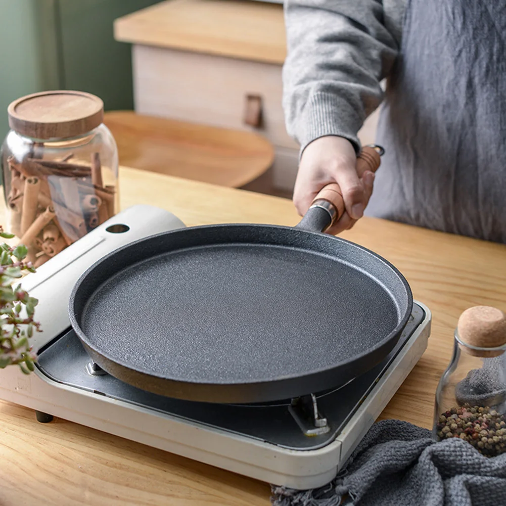 

26cm Thickened Cast Iron Non-Stick Frying Pan Cake Pancake Crepe Maker Flat Pan With Anti-heat Wood Handle Cooking Utensils