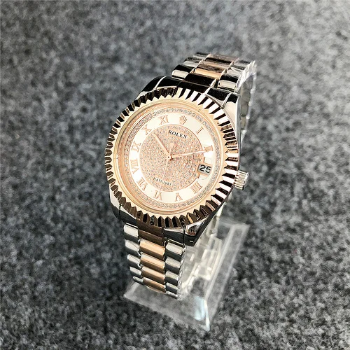 Новинка 2023, модные мужские и женские часы, роскошные классические повседневные большие наручные часы с бриллиантами в стиле ретро
Новинка 2023, модные мужские и женские часы, роскошные классические повседневные большие наручные часы с бриллиантами в стиле ретро