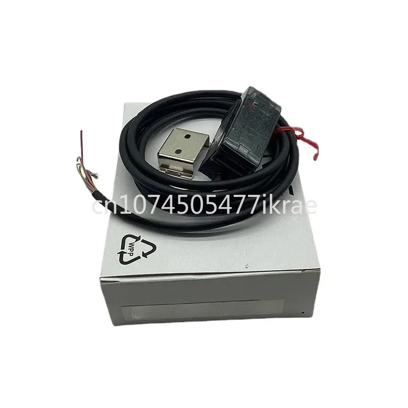 Brand New & Original CZ-V1 
Brand New & Original CZ-V1