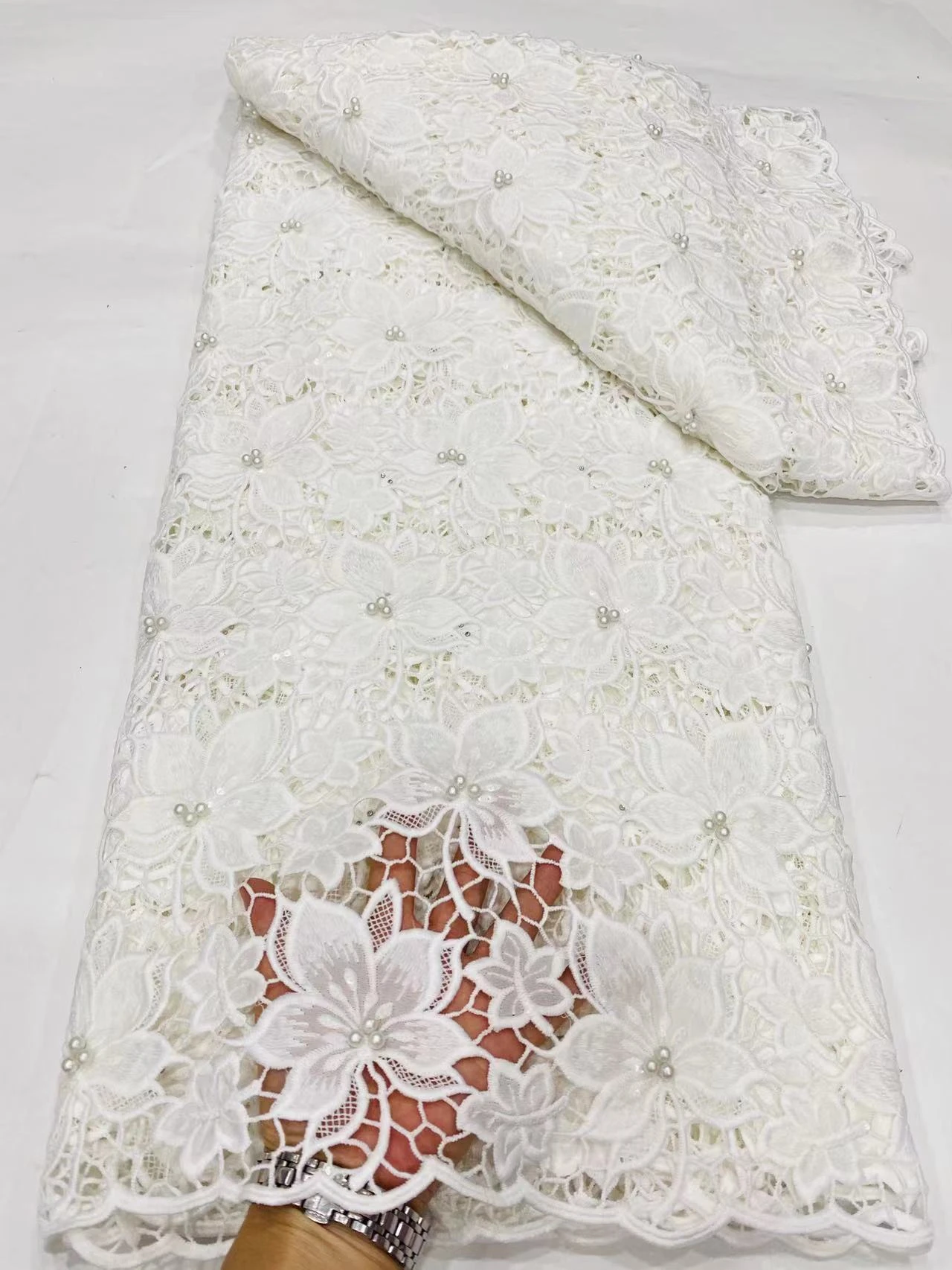 2023African Nigerian High Quality Lace Fabric Embroidery Tulle Pure Cotton Wedding Party Damask Dress Guipure White5Yard hz1218
2023African Nigerian High Quality Lace Fabric Embroidery Tulle Pure Cotton Wedding Party Damask Dress Guipure White5Yard hz1218
