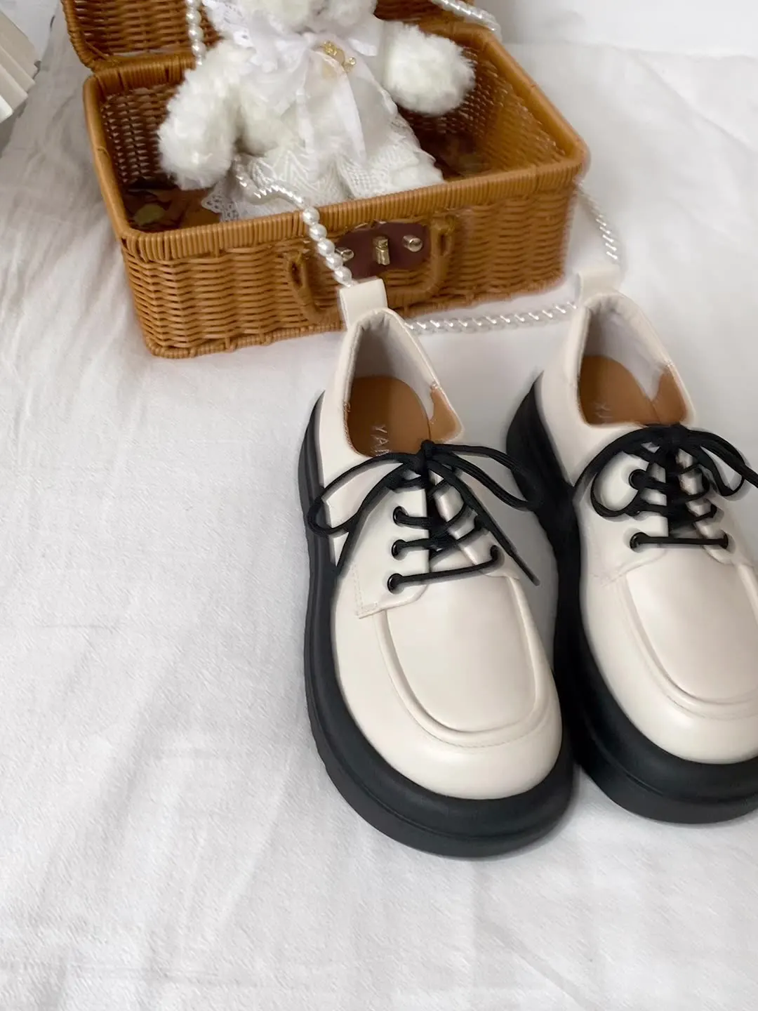 Women Shoes Autumn Loafers With Fur Female Footwear Round Toe British Style Clogs Platform Oxfords Casual Sneaker Fall Slip-on D
Women Shoes Autumn Loafers With Fur Female Footwear Round Toe British Style Clogs Platform Oxfords Casual Sneaker Fall Slip-on D