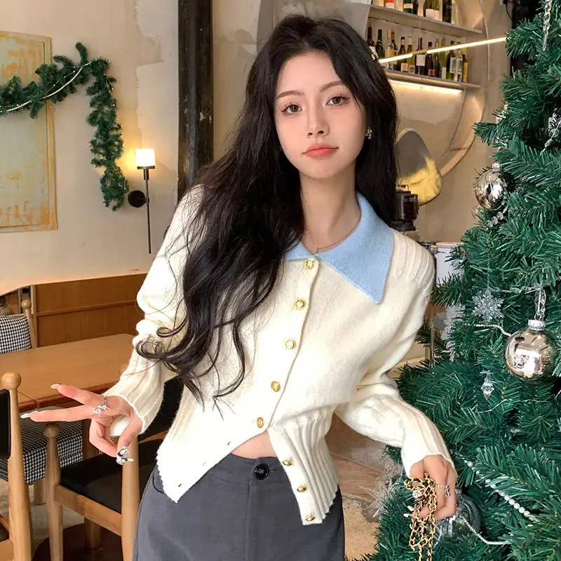 Pure Wind Spice Girl Sweater Cardigan Coat Women's Short Spring and Autumn New Slim-fit Patchwork Knitted Shirt Top
Pure Wind Spice Girl Sweater Cardigan Coat Women's Short Spring and Autumn New Slim-fit Patchwork Knitted Shirt Top
