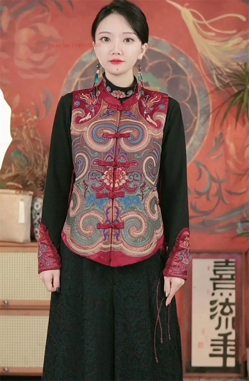 2024 national ethnic vest retro flower embroidery chinese traditional stand collar waistcoat oriental vintage tang suit vest
2024 national ethnic vest retro flower embroidery chinese traditional stand collar waistcoat oriental vintage tang suit vest