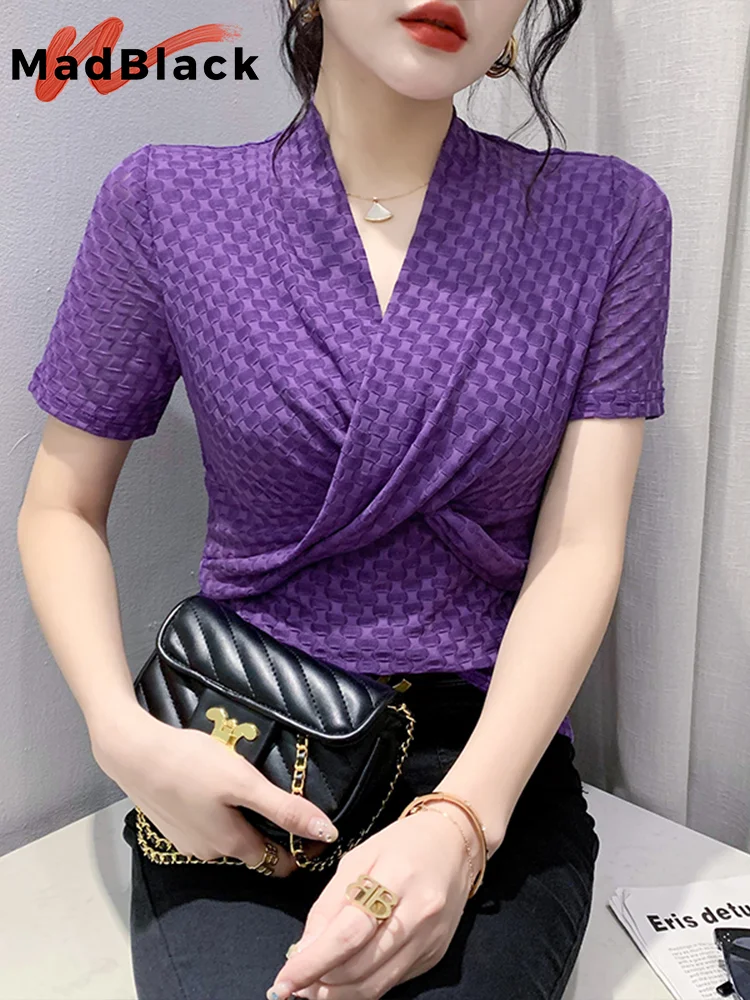 Женская футболка с V-образным вырезом, с коротким рукавом 
Женская футболка с V-образным вырезом, с коротким рукавом