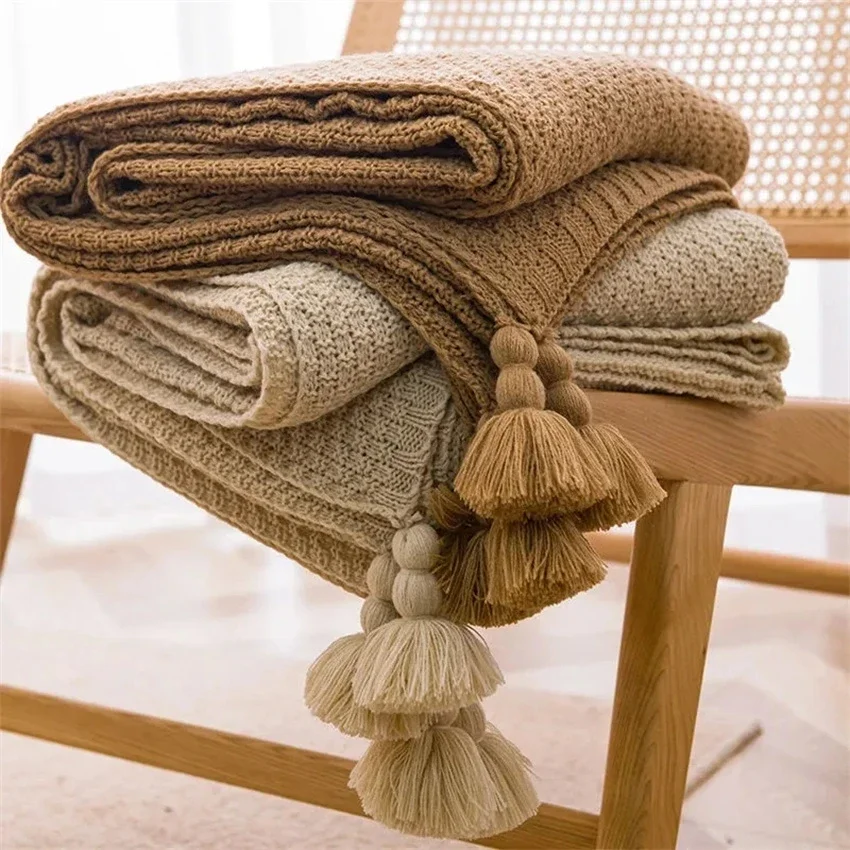 Nordic Blankets for Bed Sofa Couch Chunky Knit Bedspread Knitted Throw Blanket with Tassel Plain Color Waffle Embossed Blanket
Nordic Blankets for Bed Sofa Couch Chunky Knit Bedspread Knitted Throw Blanket with Tassel Plain Color Waffle Embossed Blanket