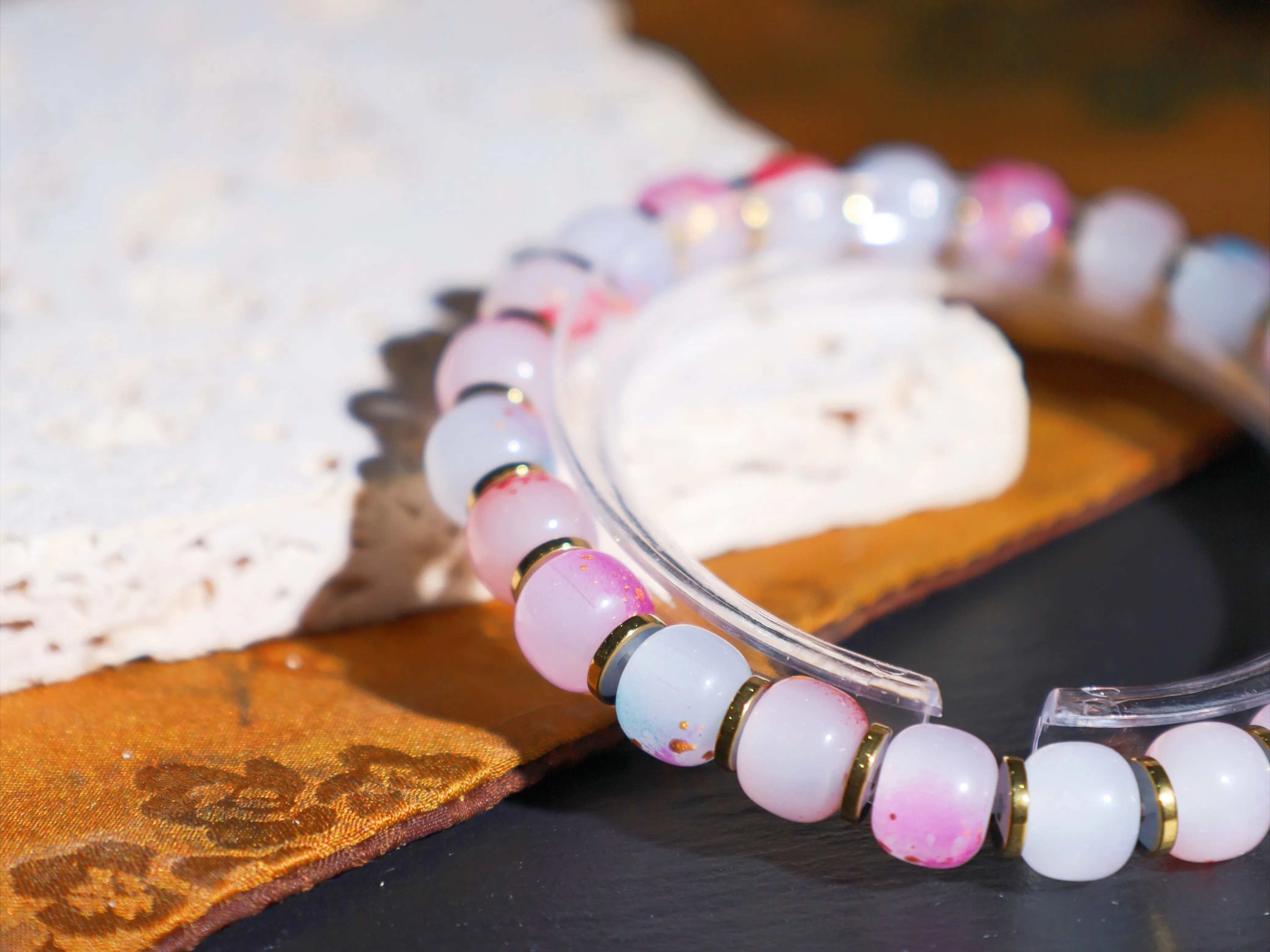 Pastel sprinkled gold glaze gold-plated spacer beads new trend of summer cool feeling DIY beaded accessories wrist matching
Pastel sprinkled gold glaze gold-plated spacer beads new trend of summer cool feeling DIY beaded accessories wrist matching