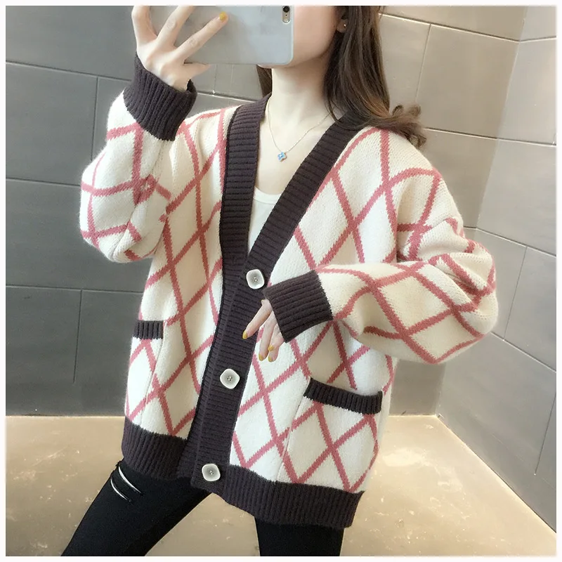 

XUAN Phd New Diamond Plaid Knit Cardigan Coat Women in Spring and Autumn New V-neck Korean Version of Lazy Wind Wearing Color