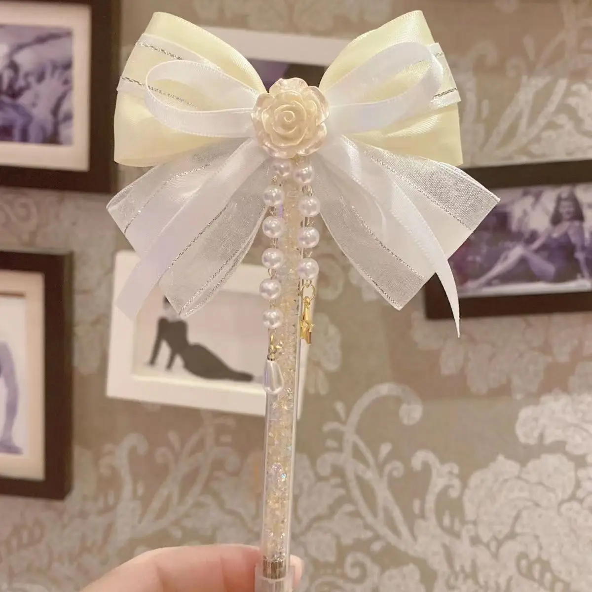Homemade broken diamond bow pen knife beautiful new purple fairy hand account pen knife
Homemade broken diamond bow pen knife beautiful new purple fairy hand account pen knife