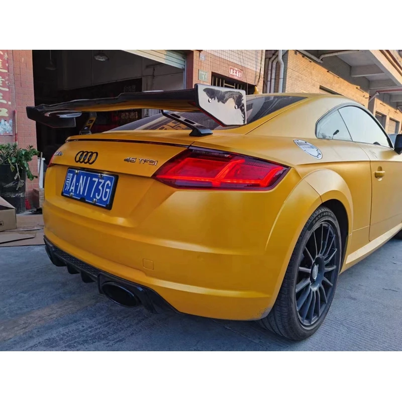 FOR Audi S3 A4 A5 S5 A6 A7 S7 RS7 Sedan TT TTRS MK3 R8 2 Door Universal Carbon Fiber FRP Rear Trunk Spoiler Lip Wing
FOR Audi S3 A4 A5 S5 A6 A7 S7 RS7 Sedan TT TTRS MK3 R8 2 Door Universal Carbon Fiber FRP Rear Trunk Spoiler Lip Wing