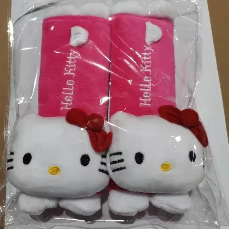 Оптовая продажа, милый автомобильный наплечный чехол Kuromi Hello kitty, мягкий плюшевый теплый автомобильный ремень безопасности, защитный чехол, всесезонный
Оптовая продажа, милый автомобильный наплечный чехол Kuromi Hello kitty, мягкий плюшевый теплый автомобильный ремень безопасности, защитный чехол, всесезонный